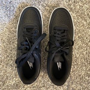 NIKE Court Vision low sneakers brand new never worn size 10